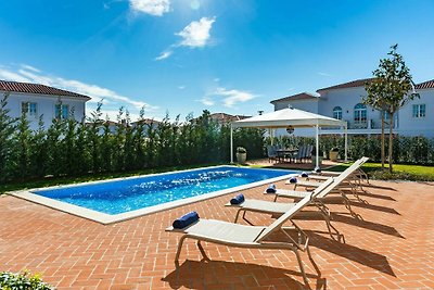 Geräumige Villa in Vabriga mit Swimmingpool