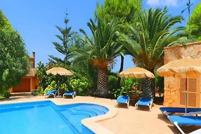 Haus in Campos mit Pool in der Nähe von Cala...