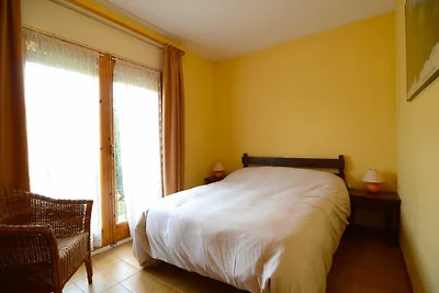 Wohnung Estany mit Terrasse