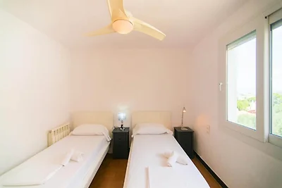 Villa in Roses mit Gemeinschaftspool Bliss