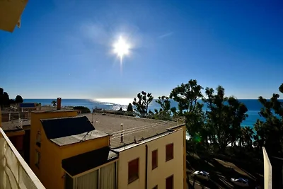 Appartamento panoramico a Ospedaletti
