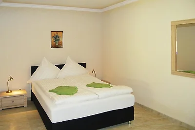 Ferienhaus mit Pool und Sauna, Sieciemin