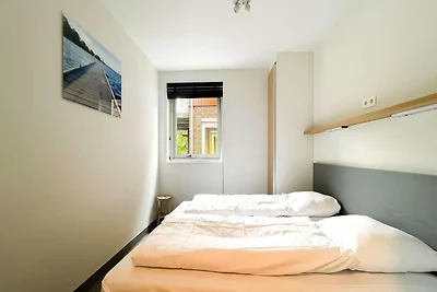 Apartment am Seeufer in Uitgeest für 6...