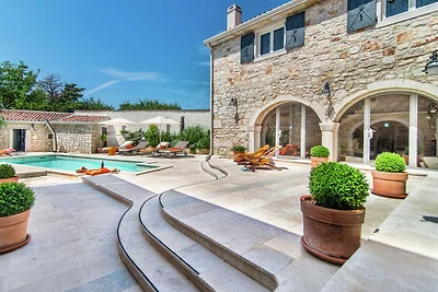 Villa rustica a Orsera con piscina privata