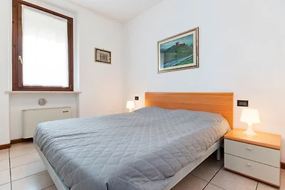 Ampia villa vivace con 3 appartamenti...