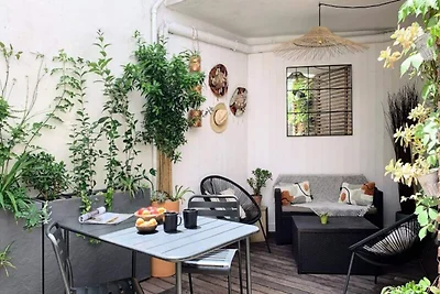 Die Bazille Terrace Apartments