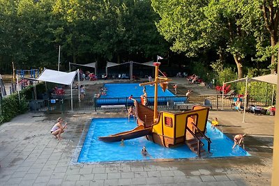 Tenthuisje bij Loonse en Drunense Duinen