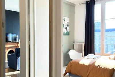 Helle Aussicht auf das Museum La Petite Ecole