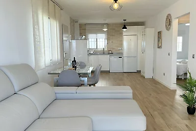 Appartement in Nerja met Zwembad en Tennis
