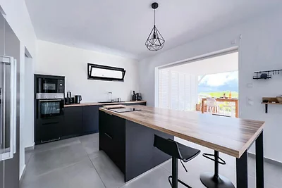 Villa a Saint-François con piscina e giardino