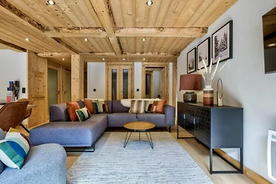 Stylish Apartment near Nursery Slope & Town...