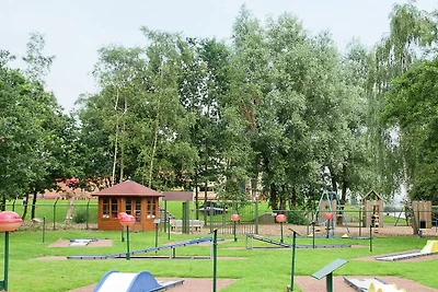 Schöne Villa in Sumar mit Gemeinschaftspool