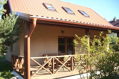 Ganzjähriges Ferienhaus mit Kamin, 3...