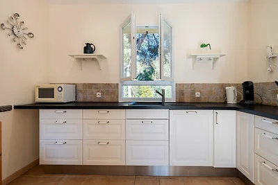 Scenografica villa con piscina privata