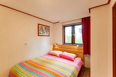 Chalet a Garderen con giardino