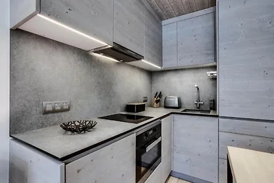 Komplett renovierte Wohnung am Fuße der...