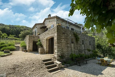 Casa vacanze a Montclus vicino al fiume
