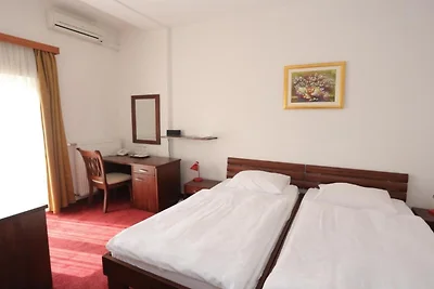 Hotel Orion - Triple Room with Terrace
