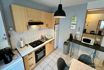 Flucht nahe Dorfrand