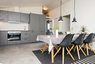6 Personen Ferienhaus in Oksbøl-By Traum