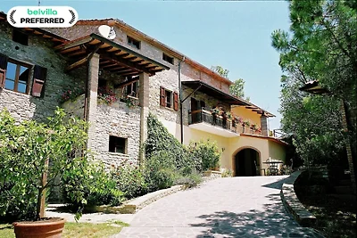 Boerderij in Umbrië nabij Palazzo Bourbon