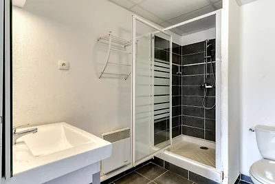 Klimatisiertes Apartment mit Poolblick für 4...