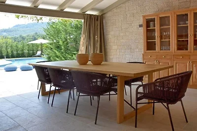 Ferienhaus in POTPIĆAN mit Schwimmbecken