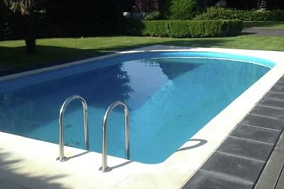 Villa in den flämischen Ardennen mit Pool