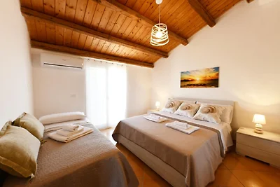 Grazioso app in villa con piscina, Fontane...