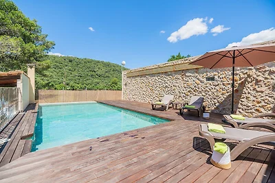 Landelijke Mallorcaanse landvilla met zwembad