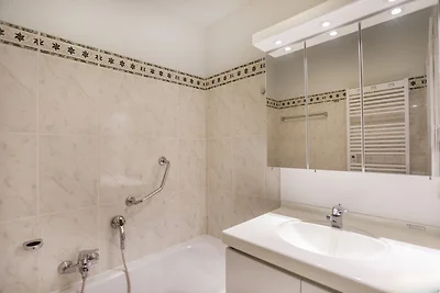 Luxe appartement in Koksijde met zeezicht