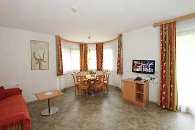 Einladende Ferienwohnung mit Sauna in Stumm