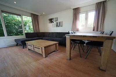 Vakantiehuis in Halfweg met terras