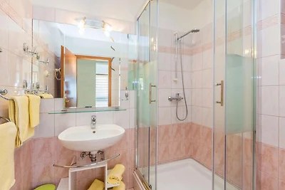 Apartments Paola - Studio Apartment with Terr...