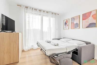 Helle Wohnung mit Balkon -6P-Nähe...