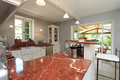 Landhaus mit Swimmingpool