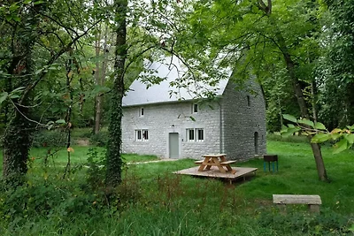 Huisje met 2 slaapkamers, park en hertenpark