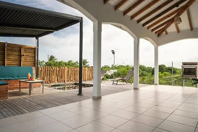 Villa in Saint-François mit Pool