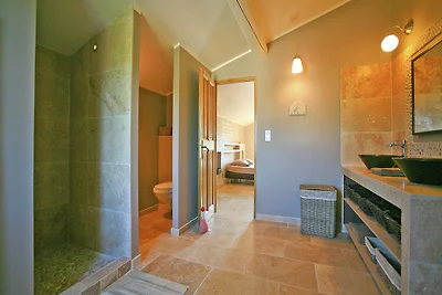 Herrliche Villa mit privatem Pool