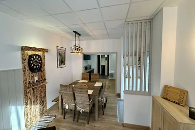 Ferienhaus mit Terrasse und Parkplatz