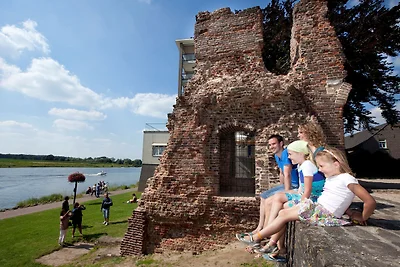 Luxuriöse Villa mit 3 Badezimmern, in De...