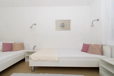 Apartments Villa Olea - Apartment with Patio