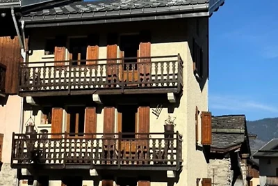 Haus in Les Allues in der Nähe der Gondelbahn