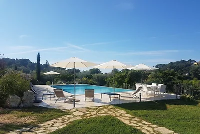 Villa in Stimigliano mit Schwimmbecken
