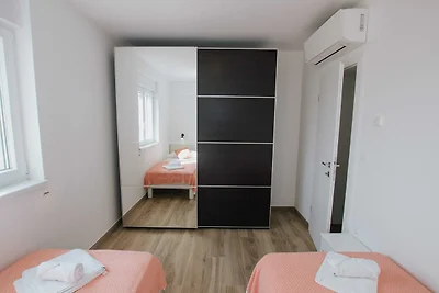 Spacious Luxury Trogir Apartments - Standard ...