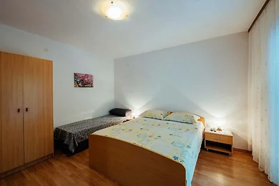 Apartments Pezo - Studio apartment with Terra...