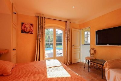 Spacieuse Villa 6 personnes avec piscine