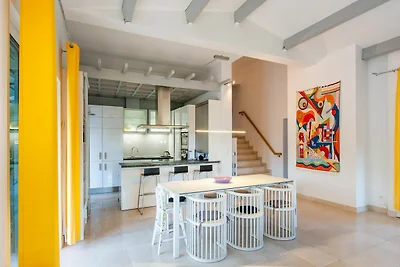 Schönes Ferienhaus mit Schwimmbad