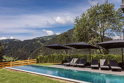 Hübsche Wohnung mit Gemeinschaftspool