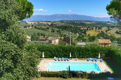 Casolare a Gualdo Cattaneo con piscina